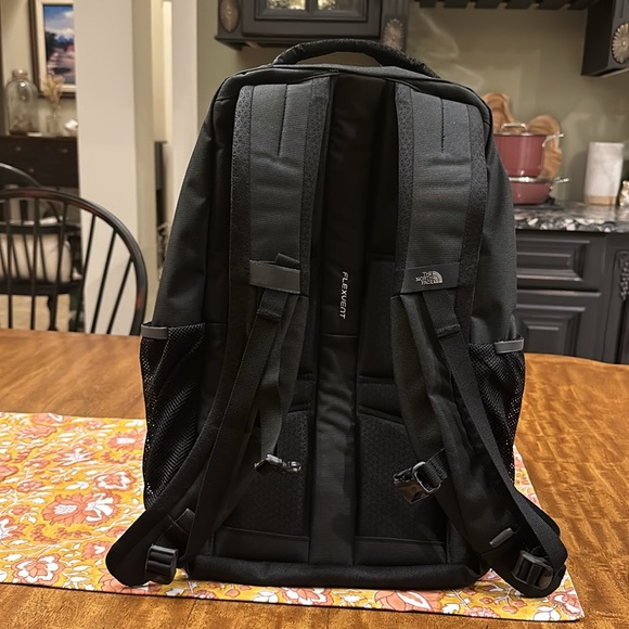 THE NORTH FACE JESTER BACKPACK 28 Liters main image 8